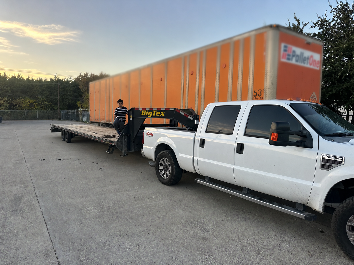 Truck & Trailers